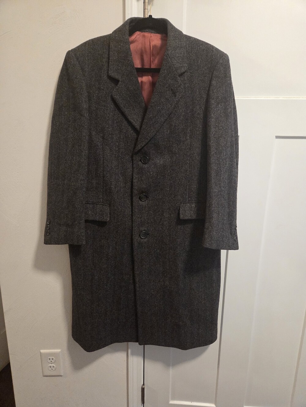 Vintage Gray Herringbone Long 100% Wool Overcoat Men's Size Large